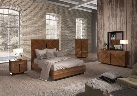 Italian Modern Bedroom Set Flavia Columbus Esf Primeclassicdesign
