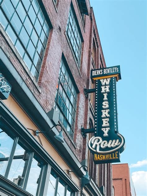 15 Famous Bars In Nashville On Broadway Street