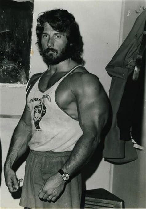 Pin By Dave Cullen On Golden Age Of Bodybuilding Bodybuilding Frank