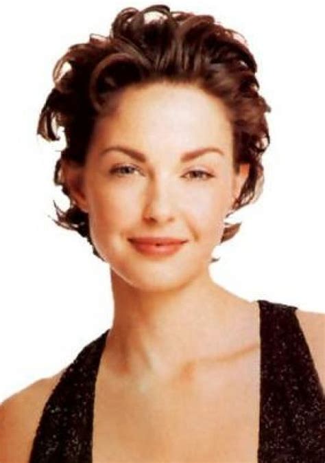 Ashley Judd From Kentucky Celebrity Short Hair Short Hair Styles