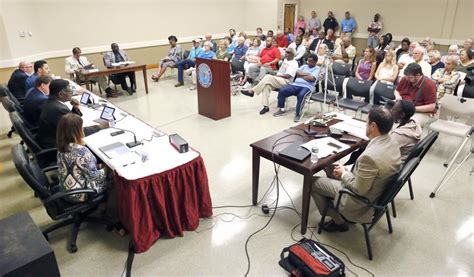 Photos Anniston City Council Meeting News