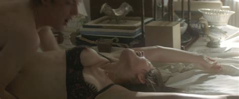 Gemma Arterton nude pics página