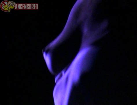 Naked Elizabeth Hurley In Nightscare