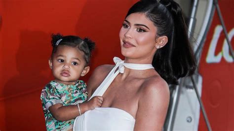 Kylie Jenner Gives Fans A Sneak Peek At Daughter Stormis New Playroom In 36 Million Mansion
