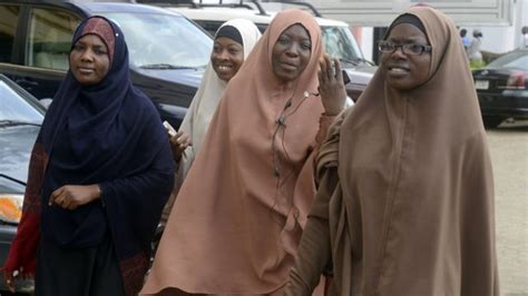Nigeria An Hana Musulma Zama Lauya Saboda Ta Sanya Hijabi Bbc News