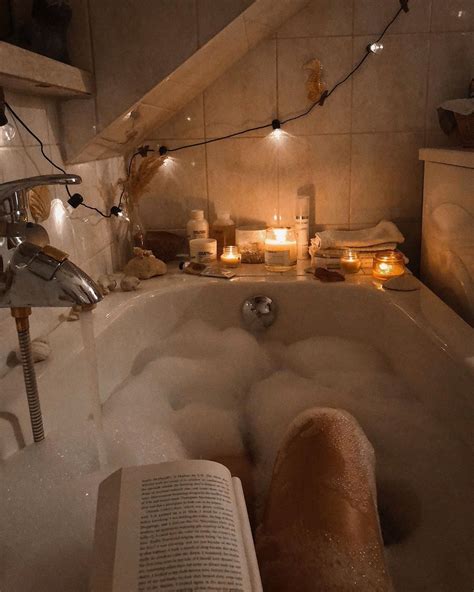 quiet night in the bathtub 🛁 bath aesthetic cozy aesthetic dream bath dream room relaxing