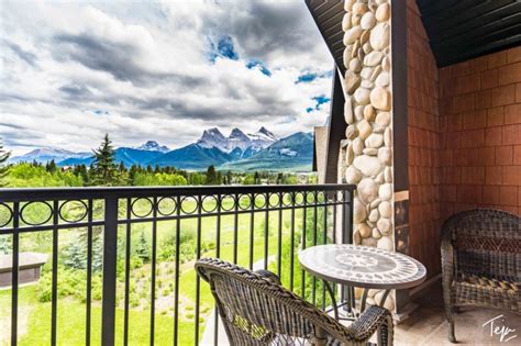 Airbnb Review Canmore Penthouse With A View Of The Rockies Grab A Mile