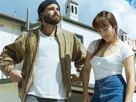 Aussie Indie Siblings Angus And Julia Stone Still Surprised At How Many