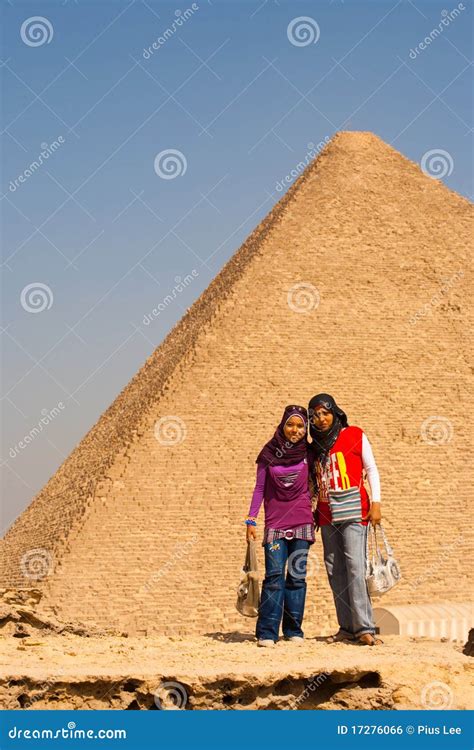 Egyptian Girls Pose Pyramid Cheops Editorial Photo Image Of Egyptian