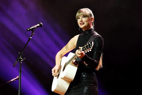 Taylor Swift Enthüllt Neues Musikvideo Von Lavender Haze