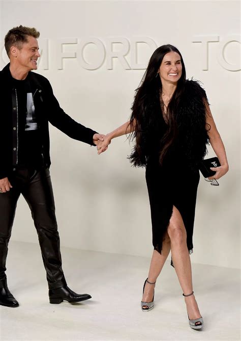 Sweet Rob Lowe Reunites With And Embraces Longtime Pal Demi Moore Demi Moore Rob Lowe