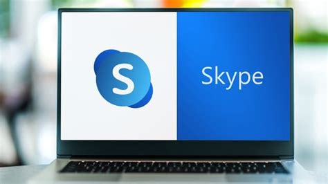 You Can Finally Make 911 Calls From Skype