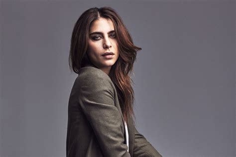 Meet Nadia Hilker The Breakout Star Of The “divergent” Series Nadia