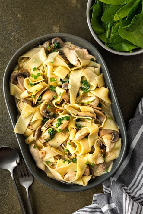 Creamy Chicken And Mushrooms Pappardelle Alexas Cuisine