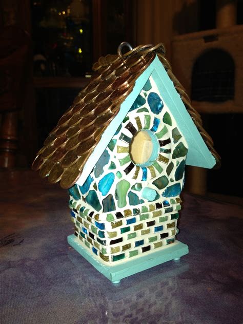 Using some common bird preferences will make the house. 74 best Mosaic birdhouses images on Pinterest | Mosaic art ...
