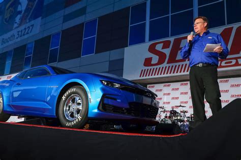 Watch The Electric Chevrolet Ecopo Camaro Pop A Glorious Wheelie Carbuzz