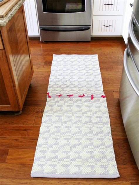 How To Make A Runner Rug From Two Rugs How Tos Diy