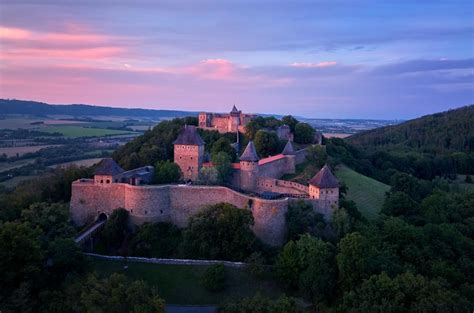 Helfštýn, is a castle 15 kilometres east of přerov, in the olomouc region in central moravia, czech republic. Kudy z nudy - Hrad Helfštýn nabízí návštěvníkům poučení i zábavu