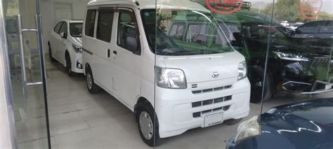 Daihatsu Hijet Deluxe Car Cruise