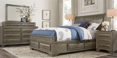 Find new and used bedroom sets for sale in your area or sell your bedroom furniture to local buyers. Queen Size Bedroom Furniture Sets for Sale