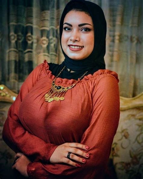 Beautiful Muslim Women 10 Most Beautiful Women Beautiful Hijab Curvy
