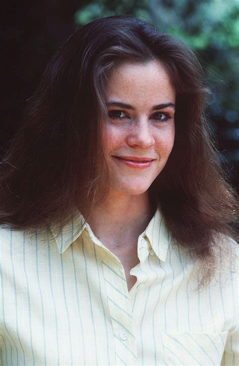 mansion of celebs ally sheedy 1983 001 celebrities female celebs ally