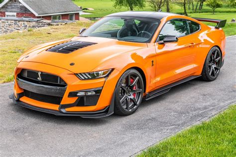 Twister Orange 2020 Mustang Shelby Gt500 With Carbon Fiber Pack Bows