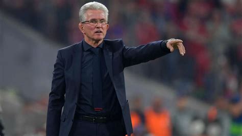 Champions League: Bayern Munich coach Jupp Heynckes calls on referee to