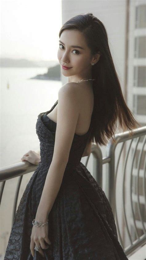 She was born on 28 february 1989 in shanghai Angelababy (Yang Ying) 杨颖 | 女性, 女子ファッション, 女の子