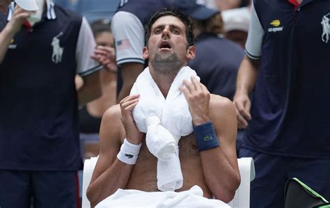Us Open Novak Djokovic Sufri Los Rigores Del Calor Y La Marca Com