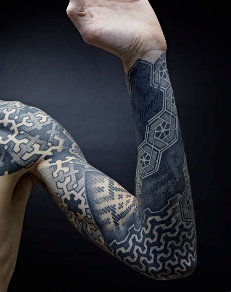Geometric Tattoo Space Ideas - Flawssy