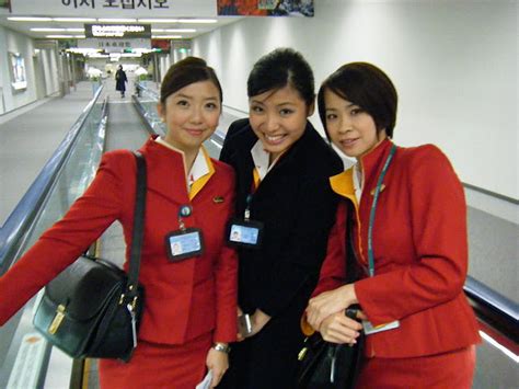 Cathay Pacific Flight Attendant Eden Lo Photos Husband Want Ceo To Stop Company Pilot From