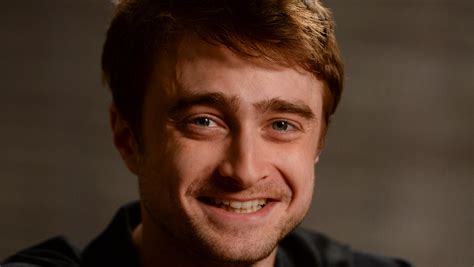 Daniel Radcliffe Disappears Into Now You See Me Role