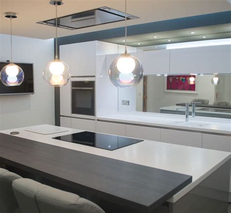 Modern Chic Kitchen Style Choice For Customers In Oldham