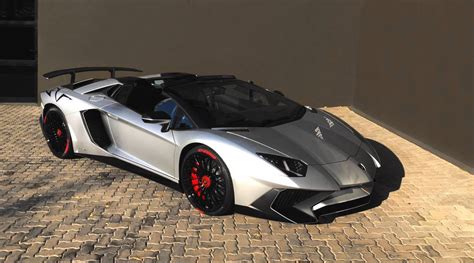 Spesifikasi And Harga Lamborghini Aventador