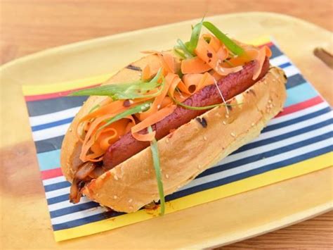 We love corn dog nuggets here at dfb, and now we've spotted a new twist on them! Sunny's Bulgogi Dog | Recipe (With images) | Food network ...