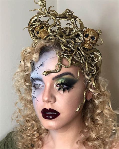 Medusa Halloween Costume Halloween Coustumes Face Painting Halloween Days Of Halloween