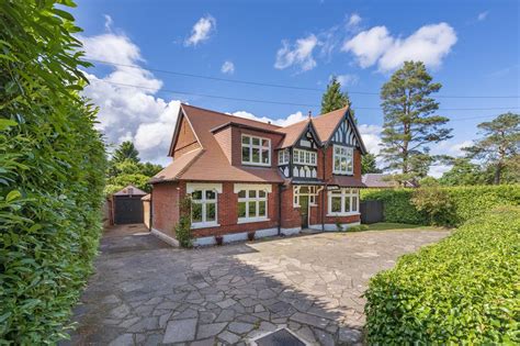Stanstead Road Cr3 4 Bed Detached House £1350000