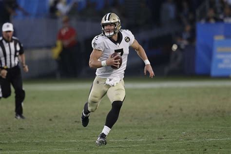 Third String Qb Taysom Hill Shines In Saints Win Over Chargers