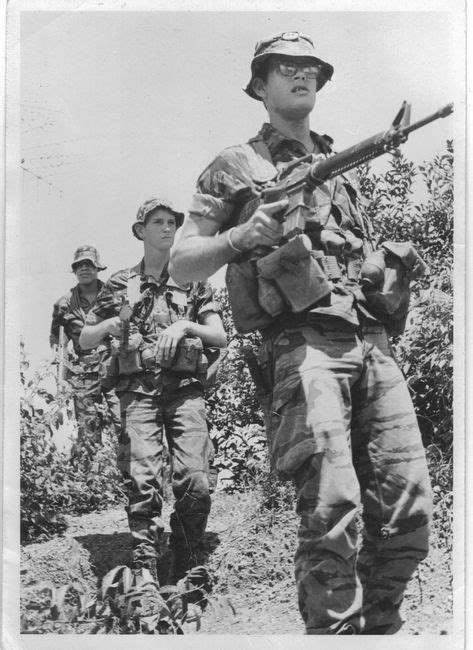 101st Airborne 1 327 Patrol 1967 N12 Vietnam War Vietnam Vietnam War Photos