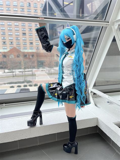 hatsune miku cosplay by me p vocaloid