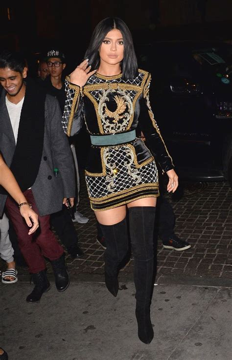 Kylie Jenner Takes New York In A Minidress And Thigh High Boots Huffpost Entertainment