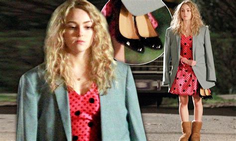 Annasophia Robb Swaps Her Carrie Bradshaw Party Shoes For Uggs Boots On