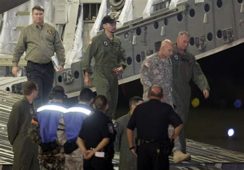Rescued U S Hostages Arrive Safely In Texas