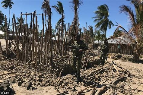 16 Killed In Mozambique Insurgency Attack Local Sources Daily Mail