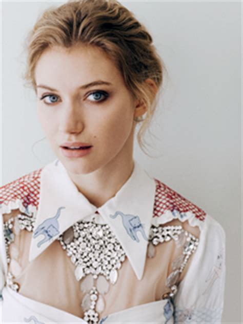 Imogen Poots Fan Club Fansite With Photos Videos And More