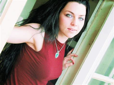 Amy Lee Evanescence Eyes Hair Necklace Image 104215