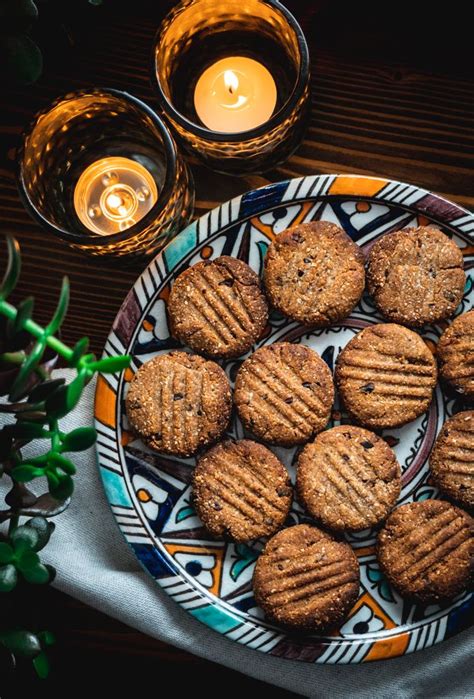 It's just a little bit, but it is needed to help with the consistency of the cookie. Easy Almond Tahini Cookies (Gluten-Free & Vegan) - The ...