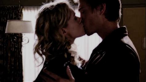 Peyton And Lucas Just A Kiss Youtube