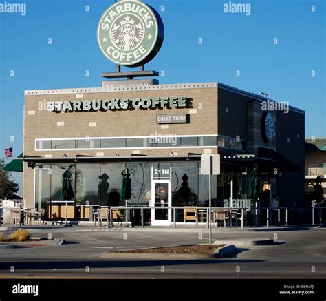Starbucks Coffee Building Stock Photo Alamy